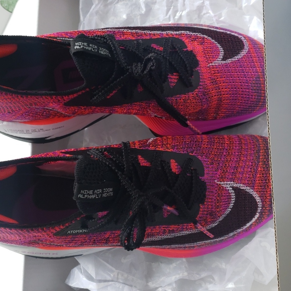 Brand new Nike "Air Zoom Alphafly Next" running shoes - Picture 13 of 13